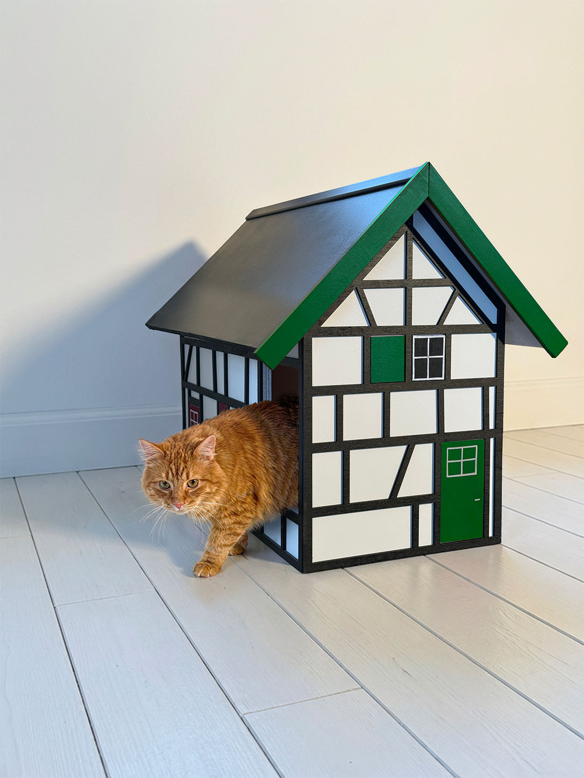 Het Magnifieke vakwerk kattenhuis