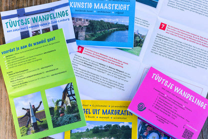 Een Tûutsje Wandelinge - 5 uitvouwbare wandelroutes met omgevingsinformatie